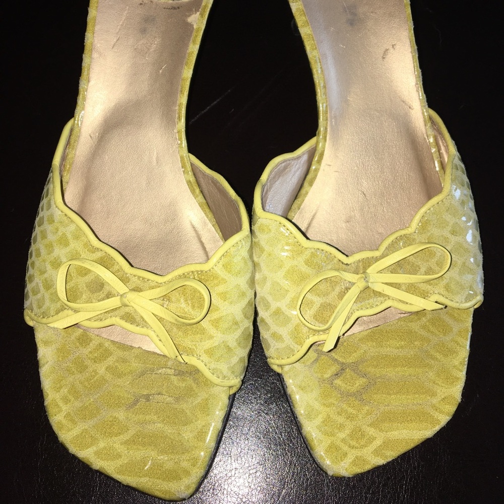 Stuart Weiztman Slide/Slip On Yellow Sandal 6.5